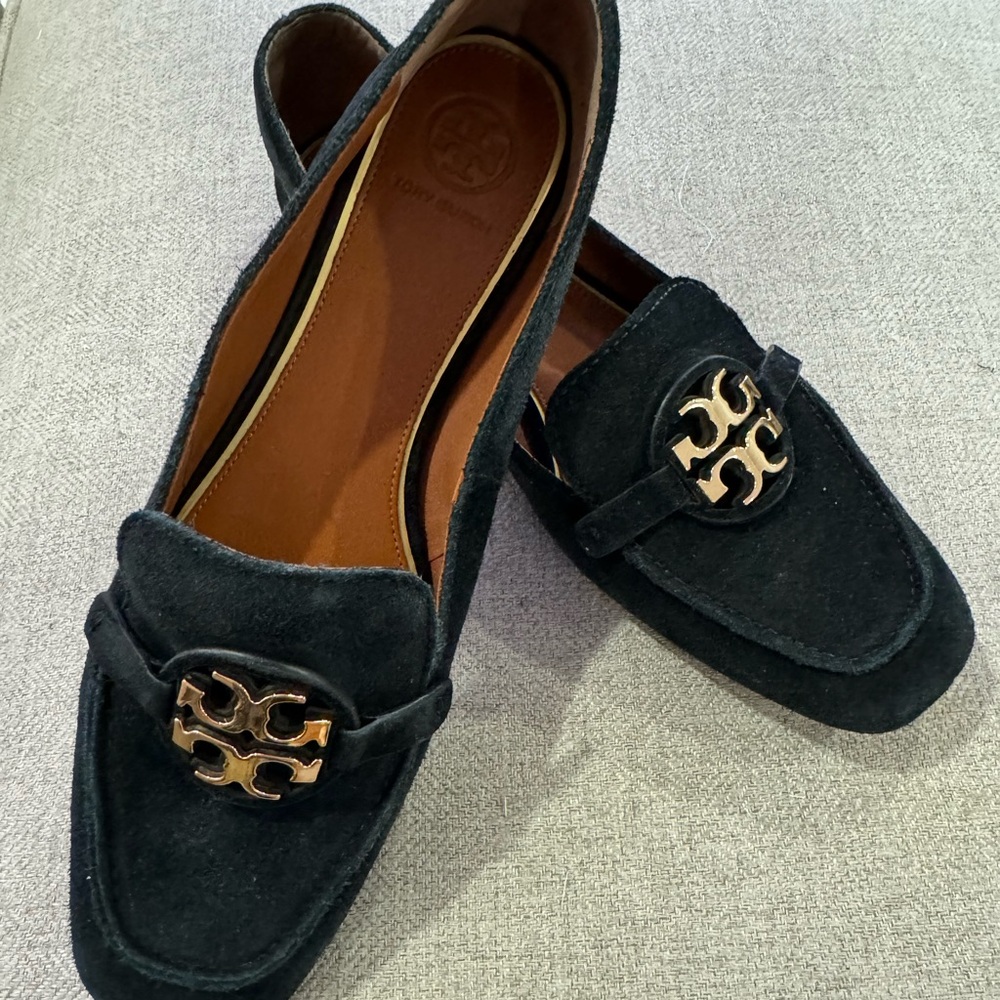 Tory Burch black suede Miller loafer 8